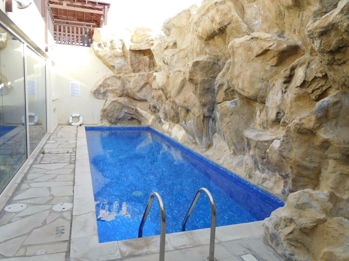 Vanessa 2 Bedroom Apartment Paphos Exterior foto